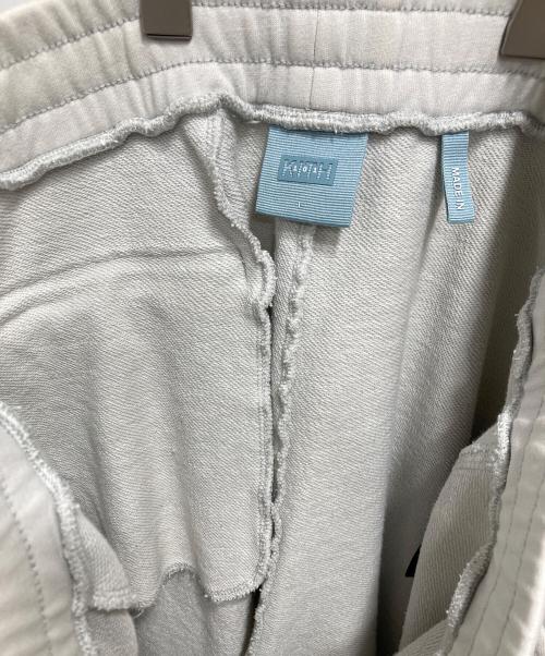 KITH（キス）KITH (キス) ハーフパンツ ベージュ サイズ:Lの古着・服飾アイテム