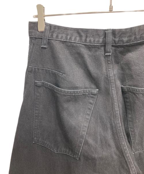 NVRFRGT（ネヴァーフォーゲット）NVRFRGT (ネヴァーフォーゲット) 3D Twisted Wide Leg Jeans ブラック サイズ:1の古着・服飾アイテム