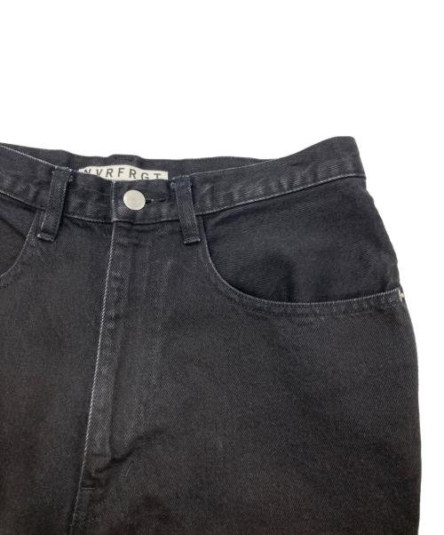 NVRFRGT（ネヴァーフォーゲット）NVRFRGT (ネヴァーフォーゲット) 3D Twisted Wide Leg Jeans ブラック サイズ:1の古着・服飾アイテム