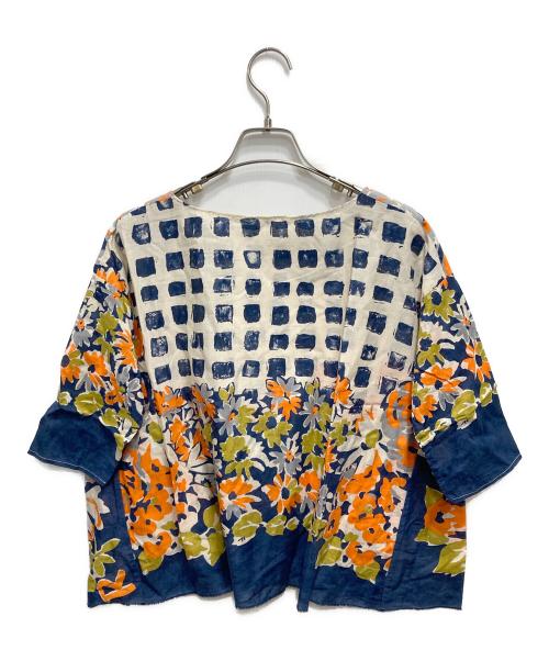 45rpm（45アールピーエム）45rpm (45アールピーエム) 花柄ドルマンブラウス アイボリーの古着・服飾アイテム