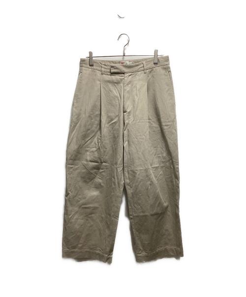 Traditional Weatherwear（トラディショナルウェザーウェア）Traditional Weatherwear (トラディショナルウェザーウェア) タックパンツ　UNIONSLACKS 103 ベージュ サイズ:Mの古着・服飾アイテム