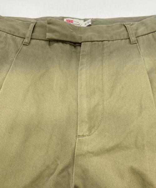 Traditional Weatherwear（トラディショナルウェザーウェア）Traditional Weatherwear (トラディショナルウェザーウェア) スラックス　タックパンツ　UNIONSLACKS カーキ サイズ:Mの古着・服飾アイテム