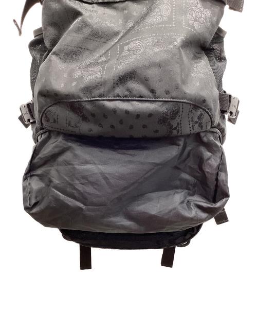 X-GIRL（エックスガール）X-GIRL (エックスガール) ミルズロゴアドベンチャーバックパック ブラックの古着・服飾アイテム