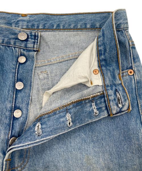 LEVI'S（リーバイス）LEVI'S (リーバイス) 501デニムパンツ/USA製 02年製 スカイブルー サイズ:W33 L36の古着・服飾アイテム