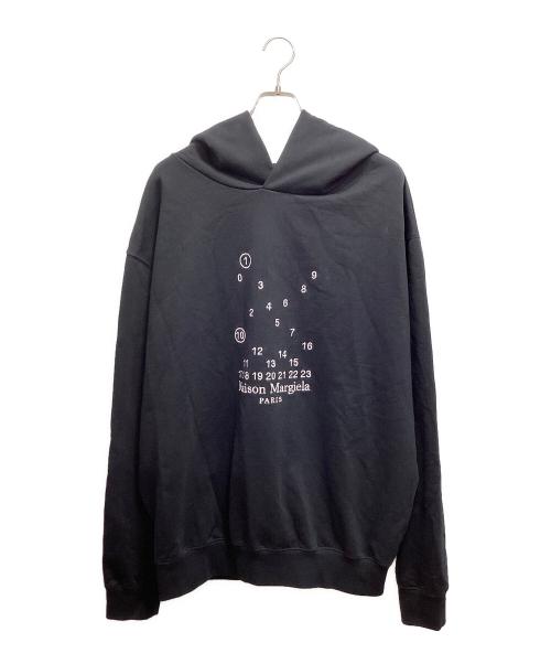 Maison Margiela（メゾンマルジェラ）Maison Margiela (メゾンマルジェラ) オーバーサイズカレンダーグラフィックロゴスウェットプルオーバーパーカー ブラック サイズ:Mの古着・服飾アイテム