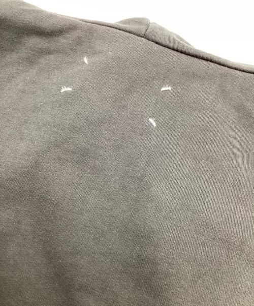 Maison Margiela（メゾンマルジェラ）Maison Margiela (メゾンマルジェラ) オーバーサイズカレンダーグラフィックロゴスウェットプルオーバーパーカー ブラック サイズ:Mの古着・服飾アイテム