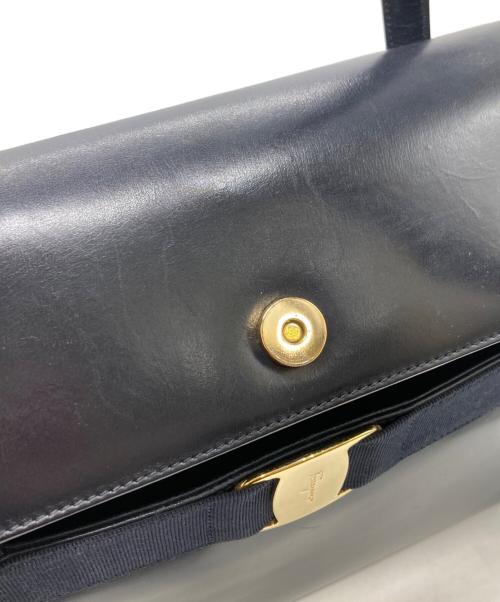 Ferragamo（フェラガモ）Ferragamo (フェラガモ) トートバッグ ネイビーの古着・服飾アイテム