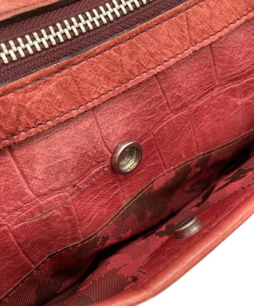 aniary（アニアリ）aniary (アニアリ) 型押しショルダーバッグ レッドの古着・服飾アイテム