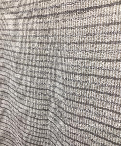 ISSEY MIYAKE（イッセイミヤケ）ISSEY MIYAKE (イッセイミヤケ) 筆タグボーダープルオーバーシャツ グレー サイズ:Ⅿの古着・服飾アイテム