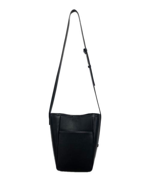 ear PAPILLONNER（イアパピヨネ）ear PAPILLONNER (イアパピヨネ) カウファーショルダーバッグ ブラックの古着・服飾アイテム