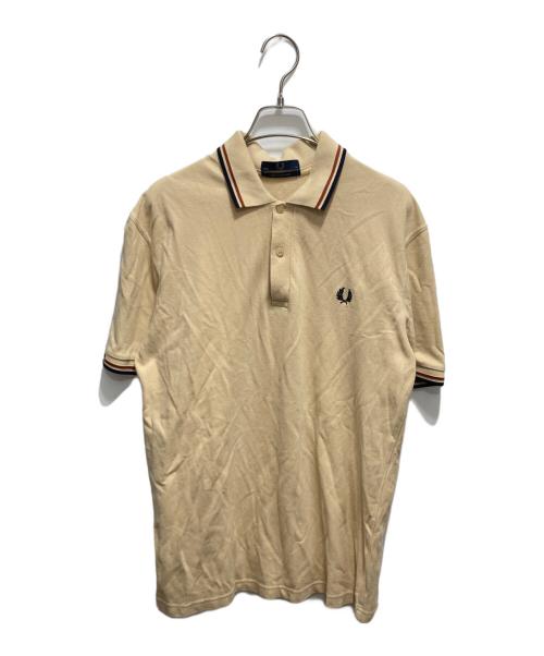 FRED PERRY（フレッドペリー）FRED PERRY (フレッドペリー) ポロシャツ ベージュ サイズ:Ⅿの古着・服飾アイテム