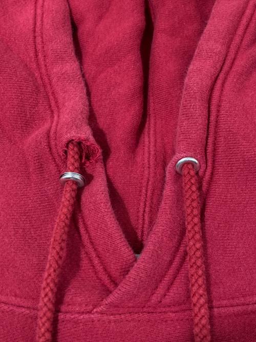 JOHN LAWRENCE SULLIVAN（ジョン ローレンス サリバン）JOHN LAWRENCE SULLIVAN (ジョン ローレンス サリバン) EVERLAST (エバーラスト) コラボプリントプルオーバーパーカー レッド サイズ:Mの古着・服飾アイテム