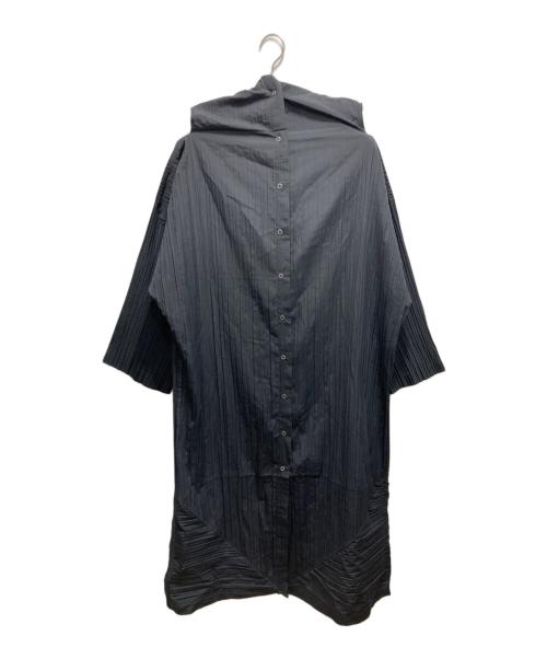 ISSEY MIYAKE（イッセイミヤケ）ISSEY MIYAKE (イッセイミヤケ) プリーツフラップフーデットコート ブラック サイズ:Mの古着・服飾アイテム