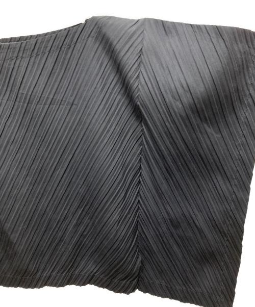 ISSEY MIYAKE（イッセイミヤケ）ISSEY MIYAKE (イッセイミヤケ) 筆タグ ドルマルプリーツカットソー ブラック サイズ:Mの古着・服飾アイテム