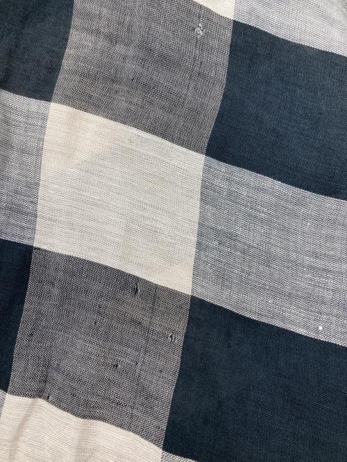 ISSEY MIYAKE（イッセイミヤケ）ISSEY MIYAKE (イッセイミヤケ) 変形チェックカーディガン ベージュ サイズ:9の古着・服飾アイテム