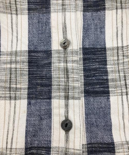 ISSEY MIYAKE（イッセイミヤケ）ISSEY MIYAKE (イッセイミヤケ) 筆タグ 変形デザイン総柄シャツ ベージュ サイズ:9の古着・服飾アイテム