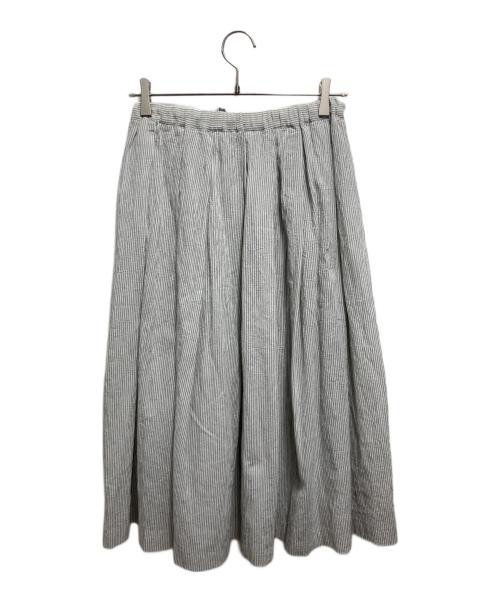 Mademoiselle NON NON（マドモアゼルノンノン）Mademoiselle NON NON (マドモアゼルノンノン) シアサッカーフレアスカート グレー サイズ:40 未使用品の古着・服飾アイテム