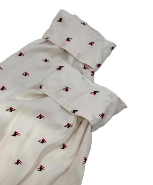 UNDERCOVERISM（アンダーカバーイズム）UNDERCOVERISM (アンダーカバーイズム) 総柄レーヨンシャツ レッド×ホワイト サイズ:4 未使用品の古着・服飾アイテム