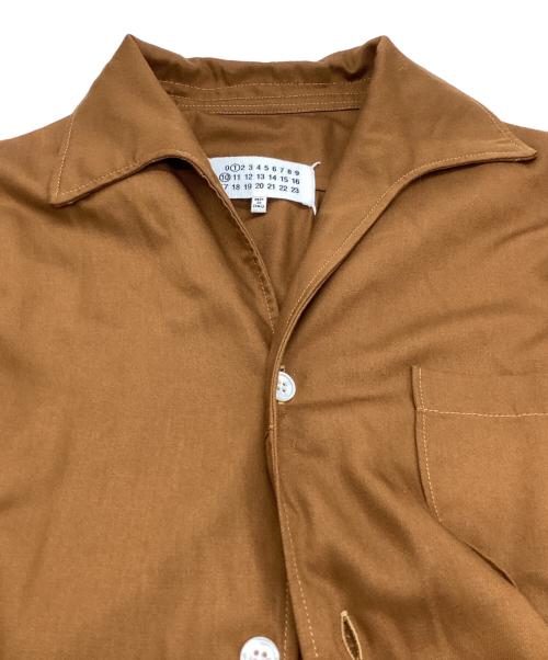 Maison Margiela（メゾンマルジェラ）Maison Margiela (メゾンマルジェラ) 23SS パッチポケットシャツ ブラウン サイズ:48の古着・服飾アイテム