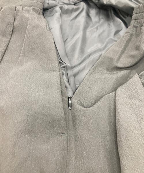 emmi atelier（エミアトリエ）emmi atelier (エミアトリエ) ボリュームドロストジップアップスカート グレー サイズ:101cmの古着・服飾アイテム