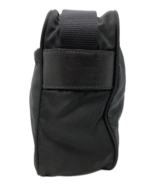 PRADA（プラダ）PRADA (プラダ) ナイロンショルダーバッグ ブラックの古着・服飾アイテム