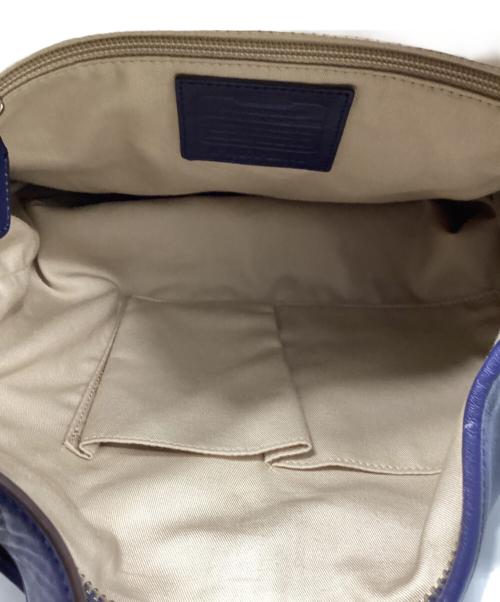COACH（コーチ）COACH (コーチ) パンチングタッセルショルダーバッグ ネイビーの古着・服飾アイテム