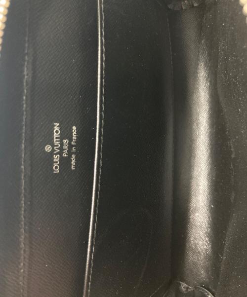 LOUIS VUITTON（ルイ ヴィトン）LOUIS VUITTON (ルイ ヴィトン) セカンドバッグ ブラックの古着・服飾アイテム