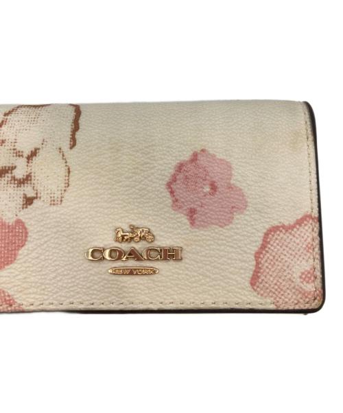 COACH（コーチ）COACH (コーチ) マルチ フローラル プリントキーケース アイボリー×ピンクの古着・服飾アイテム