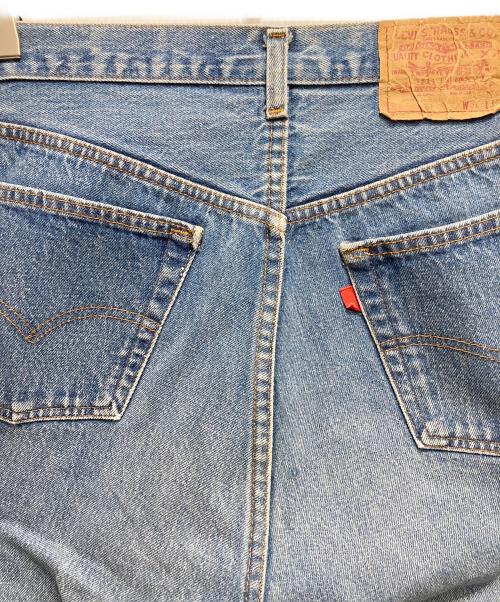 LEVI'S（リーバイス）LEVI'S (リーバイス) ボタン裏551 501 ハチマルデニムパンツ インディゴ サイズ:W36/L36の古着・服飾アイテム