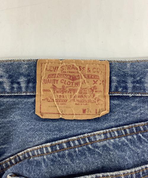 LEVI'S（リーバイス）LEVI'S (リーバイス) ボタン裏551 501 ハチマルデニムパンツ インディゴ サイズ:W36/L36の古着・服飾アイテム