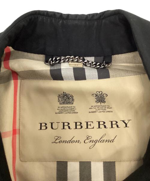 BURBERRY（バーバリー）BURBERRY (バーバリー) ショートトレンチコート ブラック サイズ:46の古着・服飾アイテム