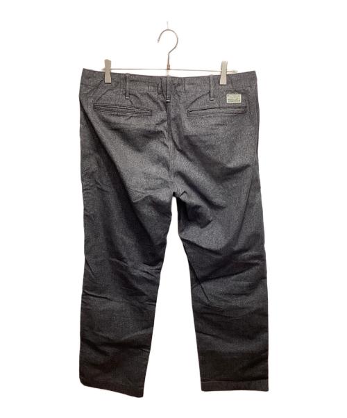 BURGUS PLUS（バーガスプラス）BURGUS PLUS (バーガスプラス) ボタンフライチノトラウザー グレー サイズ:36の古着・服飾アイテム