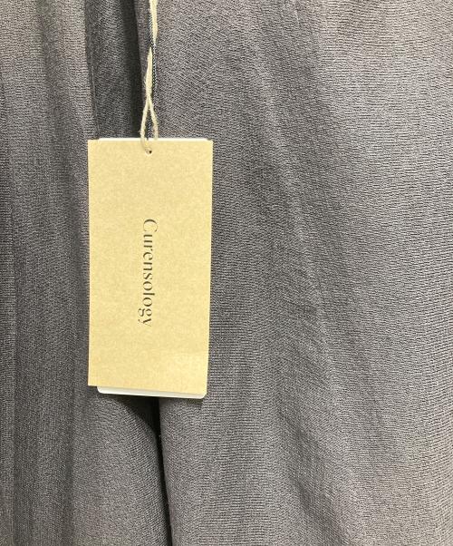 Curensology（カレンソロジー）Curensology (カレンソロジー) COMFORT EMBRACEMENTシアーフレアースカート グレー サイズ:Free 未使用品の古着・服飾アイテム