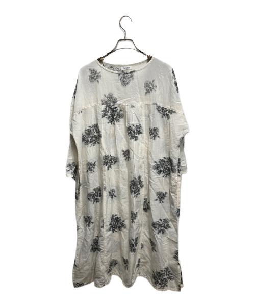 plantation（プランテーション）plantation (プランテーション) フラワーシャーリングワンピース ホワイト サイズ:Ⅿの古着・服飾アイテム