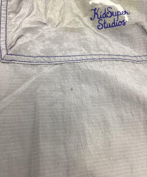 PUMA（プーマ）PUMA (プーマ) KIDSUPER STUDIOS (キッドスーパーストュディオス) ナイロンパンツ グレー サイズ:Lの古着・服飾アイテム