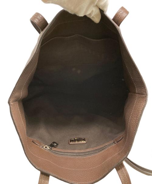 MIU MIU（ミュウミュウ）MIU MIU (ミュウミュウ) レザーショッピングトートバッグ ブラウンの古着・服飾アイテム