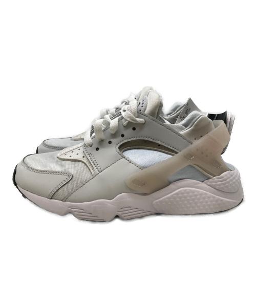 NIKE（ナイキ）NIKE (ナイキ) AIR HUARACHE ホワイト サイズ:23.5cmの古着・服飾アイテム