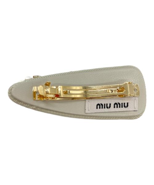 MIU MIU（ミュウミュウ）MIU MIU (ミュウミュウ) 刺繍ギャバジン ヘアクリップ バレッタ アイボリーの古着・服飾アイテム