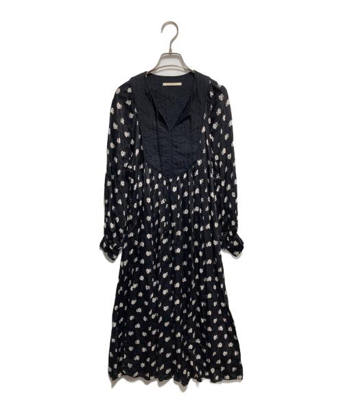 ne quittez pas（ヌキテパ）ne quittez pas (ヌキテパ) レーヨンサテン フラワープリントワンピース ブラック サイズ:Sの古着・服飾アイテム