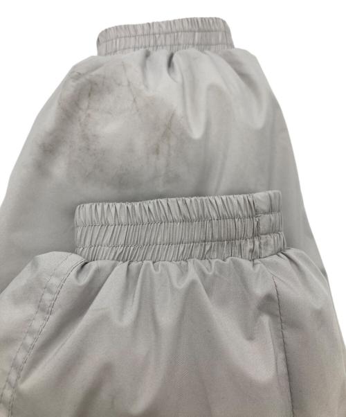 CODE:graphy（コードグラフィー）code:graphy (コードグラフィー) MONSTER SHORT PADDED JUMPER グレー サイズ:Lの古着・服飾アイテム