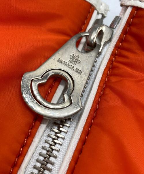 MONCLER（モンクレール）MONCLER (モンクレール) ナイロンハンドバッグ オレンジの古着・服飾アイテム