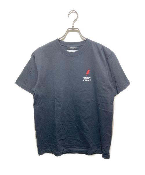 UNDERCOVER（アンダーカバー）UNDERCOVER (アンダーカバー) sacai (サカイ) コラボプリントTシャツ ブラック サイズ:3の古着・服飾アイテム