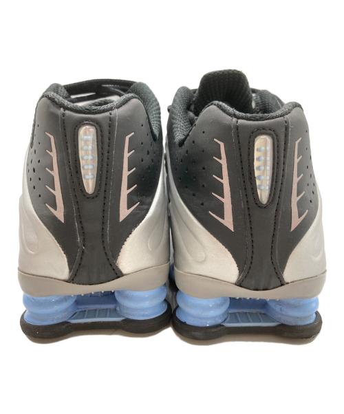 NIKE（ナイキ）NIKE (ナイキ) SHOX R4 METALLIC SILVER シルバー サイズ:25cmの古着・服飾アイテム