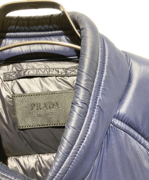 PRADA（プラダ）PRADA (プラダ) 三角ロゴプレートダウンジャケット ネイビー サイズ:52の古着・服飾アイテム