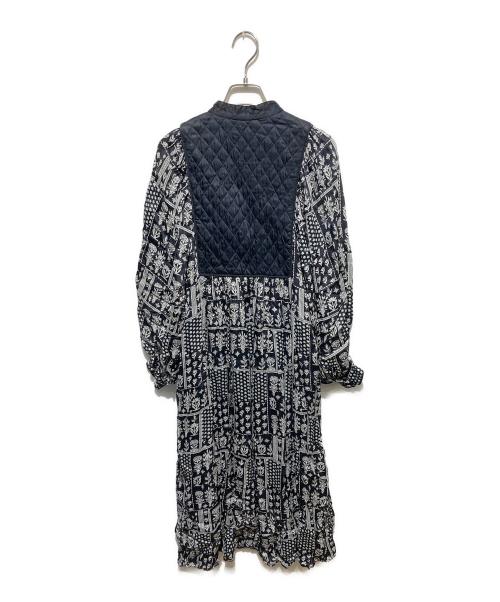 ne quittez pas（ヌキテパ）ne quittez pas (ヌキテパ) MODAL SATIN PATCHWORK PRINT DRESS ブラック サイズ:Sの古着・服飾アイテム