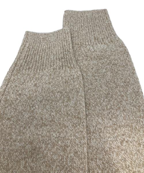 BEAMS F（ビームスエフ）BEAMS F (ビームスエフ) タートルネックニット ベージュ サイズ:48 未使用品の古着・服飾アイテム