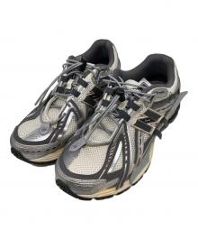 NEW BALANCE（ニューバランス）の古着「ローカットスニーカー/1906A」｜シルバー