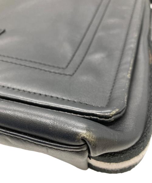 BALLY（バリー）BALLY (バリー) レザーフラップショルダーバッグ ブラックの古着・服飾アイテム