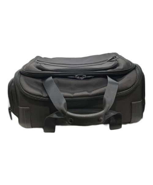 TUMI（トゥミ）TUMI (トゥミ) Alpha 2 Wheeled Compact Duffel ブラックの古着・服飾アイテム