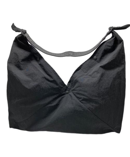 SLOW&CO（スロウアンドコー）SLOW&CO (スロウアンドコー) SPAN NYLON-WRAP BAG ブラックの古着・服飾アイテム
